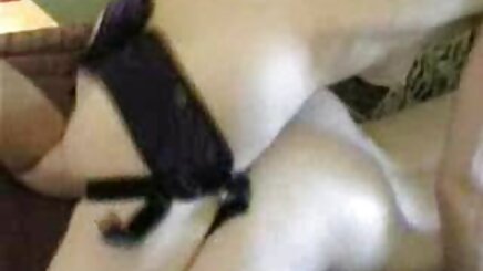 Beyaz orospu siyah erkekleri birbiri ardına memnun türkçe cep porno ediyor.