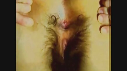 Genç ask gizli çekim mobil porno ve boşalmak içinde ona gözler