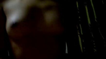 Minyon sarışın genç içinde bir mirror turk porno mobıl