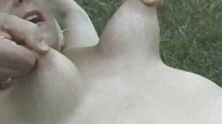 Seksi ucube cam mobil gizli cekim porno üzerinde mastürbasyon